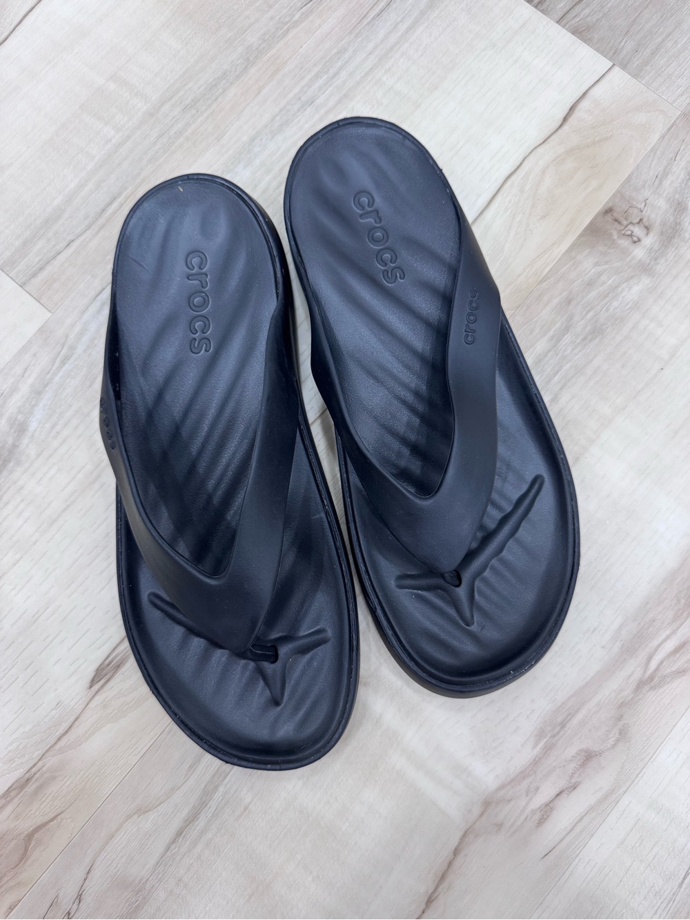CROCS Getaway Platform Flip Flops Women Size: 9